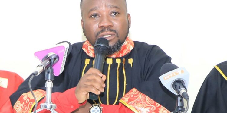 Affaire « Il faut savoir partir »/Evêque Dr Jonathan Gba recadre le Cardinal Kutwa « un guide religieux, ne devrait pas se répandre avec autant de maladresse »