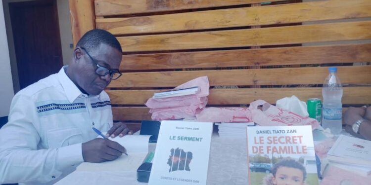 Littérature/Dédicace: Dr Daniel Tiato Zan présente « Le secret de famille»
