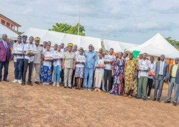 Yakro/3e édition des cours de vacances gratuits : Souleymane Diarrassouba invite ses filleuls à considérer l’école comme le meilleur ascenseur social 