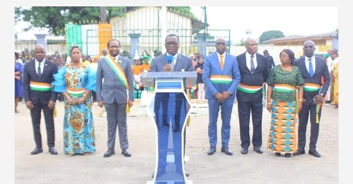 An 64 de la Côte d’Ivoire: Danho Paulin commémore l’indépendance avec les populations d’Attecoubé