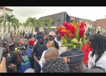 An 5 du décès d’Arafat DJ: Tina Glamour pleure son fils à chaudes larmes