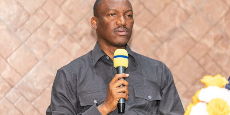 A l’invitation d’Alpha Sanogo, depuis Tiassalé, le ministre Touré appelle les jeunes à « maintenir la paix et la cohésion »