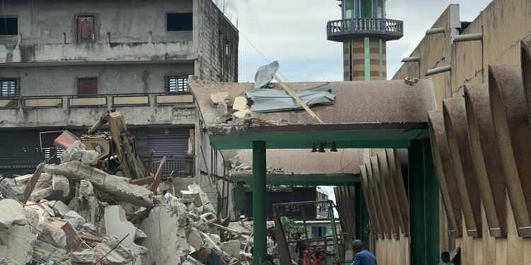 Cissé Ibrahim Bacongo : Le Gardien de la Foi à la Grande Mosquée d’Adjamé