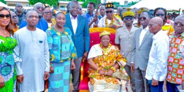 Tiébissou : Nanan BROU Adjoua Solange, intronisée cheffe d’Ahougnassou-Allahou en présence d’Amédé Koffi Kouakou et Ndri Koffi Germain