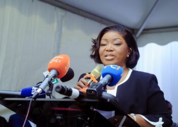 Justice: Elue bâtonnier de l&rsquo;ordre des avocats, Me florence Loan  Messan prend officiellement fonction