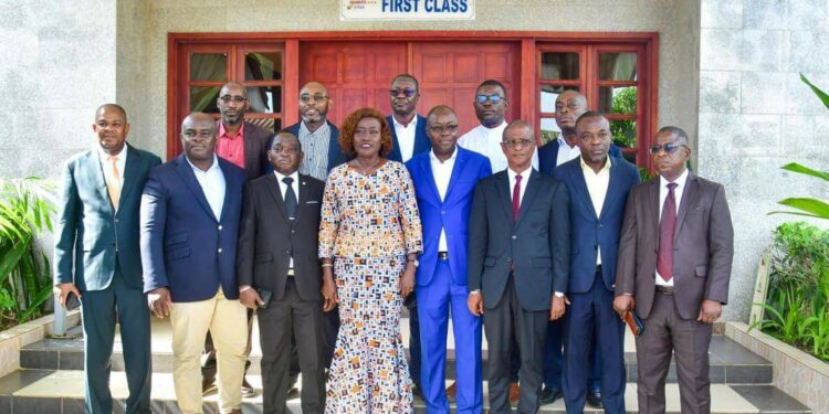 Éducation/Après la grève: Réunis à Bassam, Mariatou Koné invite les syndicats à lui faire confiance