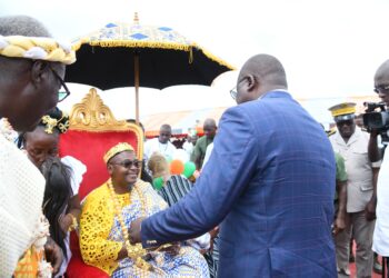 Côte d&rsquo;Ivoire :  Nanan Kouadio Anatole chef d&rsquo;Assika-Kpôlessou intronisé, en présence du ministre Amédé Koffi Kouakou