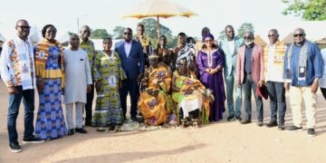Côte d&rsquo;Ivoire :  Nanan Kouadio Anatole chef d&rsquo;Assika-Kpôlessou intronisé, en présence du ministre Amédé Koffi Kouakou