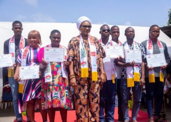 Professionnalisation du transport: Des jeunes reçoivent leurs attestations de fin de formation