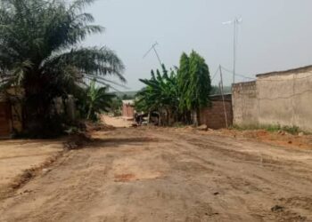 Tiassalé : Abandonnés par la mairie, les habitants du  » Carrefour Amani Cité verte », retrouvent le sourire grâce à Alpha Sanogo