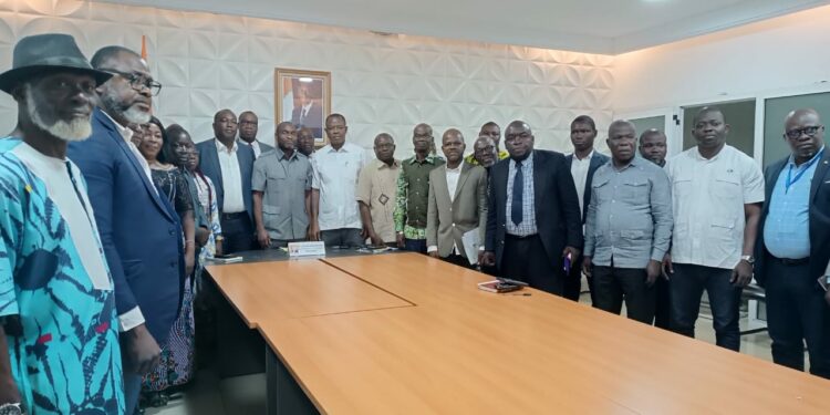 Présidentielle 2025/Louis Habonouan face à la presse samedi