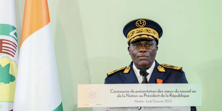 Présidentielle 2025 : le corps préfectoral promet de jouer sa partition