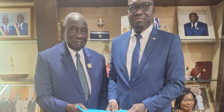 Mamadou Diawara reçoit une délégation du Conseil des députés suppléants Rhdp