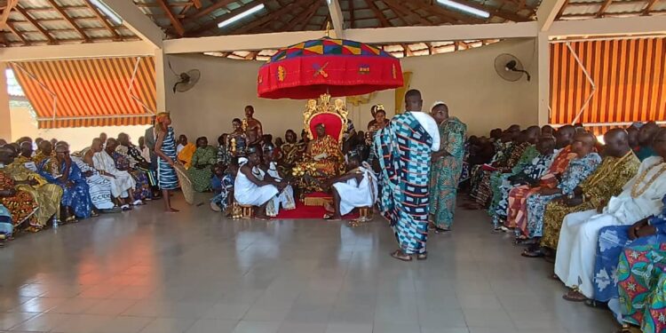 Sakassou : Les images de la présentation des vœux du peuple Baoulé à sa Majesté Nanan KOUAKOU DJE II