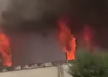 Bettié : Un couvre feu de 72h décrété après l&rsquo;incendie de la gendarmerie 