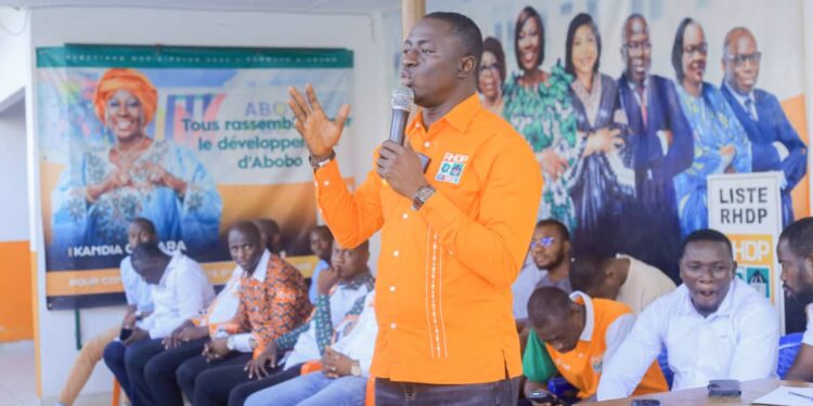 Koné Mamadou président de l’UJ-RHDP à Attecoubé : « Notre candidat est Alassane Ouattara… »