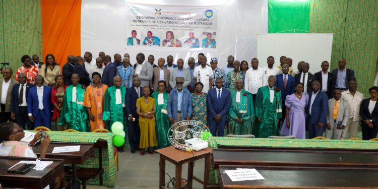 UFR Biosciences de l’Université FHB: 5 enseignants retraités, pionniers de la Botanique, honorés