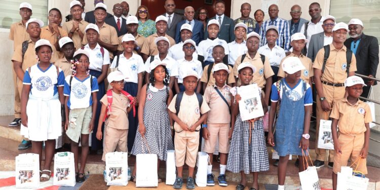 Côte d’Ivoire : 200 élèves en immersion à la CEI
