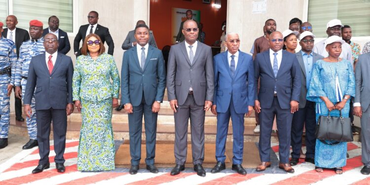 Côte d’Ivoire : 200 élèves en immersion à la CEI
