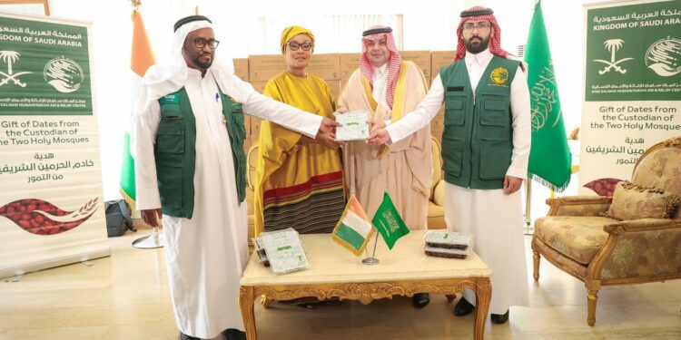 Ramadan 2025: L’Arabie Saoudite fait don de 50 tonnes de dattes à la Côte d’Ivoire