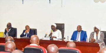 Grève annoncée des enseignants : Mariatou Koné invite les enseignants à prioriser le droit à l&rsquo;éducation.
