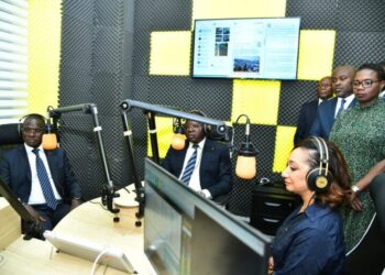 Côte d&rsquo;Ivoire : Le Fonds d’Entretien Routier lance une radio dédiée aux routes « FER 101.3 »