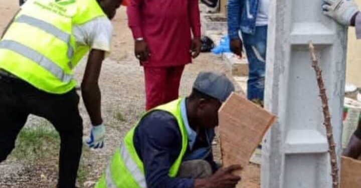 Stabilité de l’électricité à Anyama: Les populations saluent l’action du Maire Fatima Bamba.