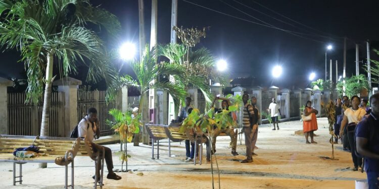 Université FHB Cocody: Bacongo transforme les abords du campus.