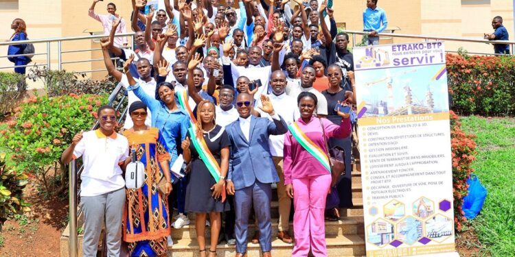 Promotion de l’entrepreneuriat : Koné Kparagninin Idriss inspire la jeunesse à l’Université Africaine de l’Entrepreneuriat