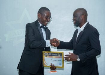 Adiaké célèbre ses Champions Économiques lors des « Awards des Entrepreneurs »