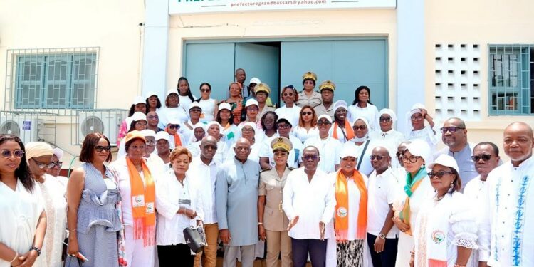 Grand Bassam : Activités du Caucus des femmes pour la paix/Aka Aouele : »Dans le Sud Comoe vous ouvrez une porte ouverte »