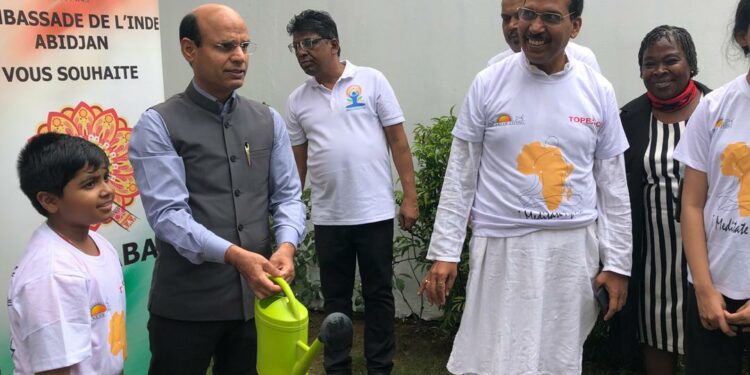 Journée de l’Afrique 2025: L’Inde et l’ONG Art de vivre commémore le continent