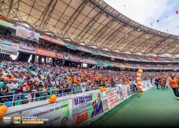 Congrès du RHDP : Ebimpé s’échauffe, avant le discours attendu de Ouattara