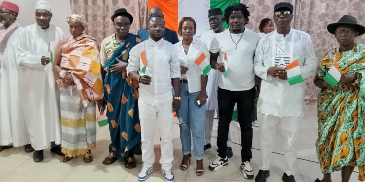 Élections apaisées : JC Pluriel, Fakis, Lago Paulin, Yola et le groupe Les Garagistes sortent un single pour la paix