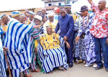 Attécoubé : Investiture du Chef Central de la communauté Wê en présence du Ministre Paulin Claude Danho