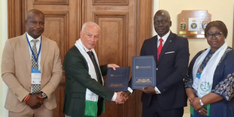 Diffusion du Droit International Humanitaire en Afrique: l’IIDH et la Cadha signent une convention