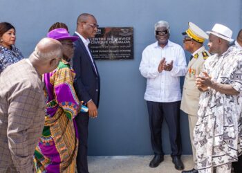 Le Premier ministre Beugré Mambé inaugure le centre de service civique de Daloa