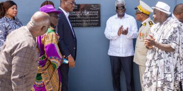 Le Premier ministre Beugré Mambé inaugure le centre de service civique de Daloa