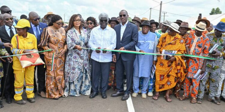 Côte d’Ivoire : Mambé inaugure l’axe Daloa-Issia totalement réhabilité