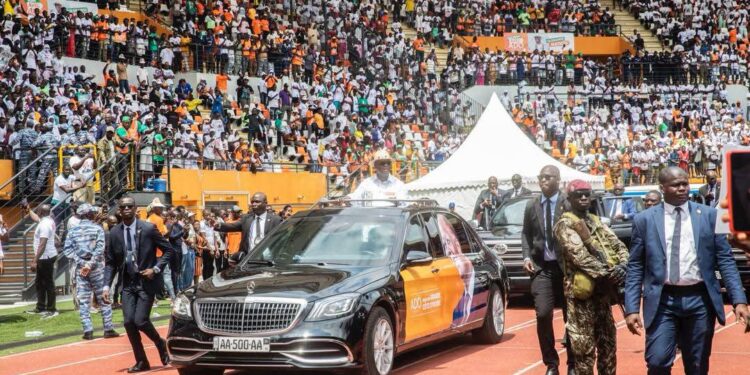 Meeting d’hommage des jeunes: Le Stade Félix-Houphouët-Boigny en liesse pour ADO