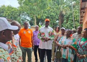 Victoire d’ADO à la présidentielle : Emmanuel Ahoutou et Alpha Sanogo mobilisent les villages de Tiassalé