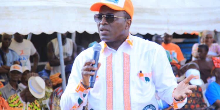 Pour la victoire à la présidentielle du Candidat ADO : Le Ministre Paulin Claude Danho mobilise les populations d&rsquo;Attécoubé