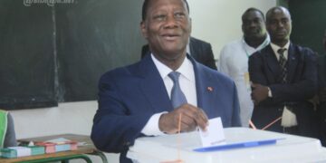 Présidentielle 2025: Ouattara après son vote : « Allez voter dans la paix »