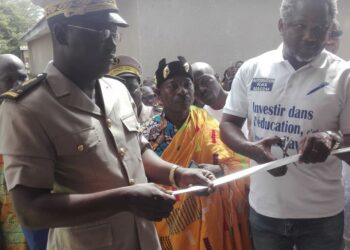 Pangbankouamékro/ Un exploitant minier fait don d’un bâtiment de trois classes