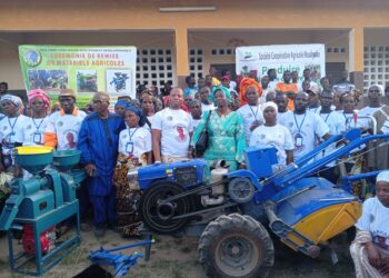Ouaninou/ Autonomisation de la femme : La Scoop agricole Monhyako de Tounvè reçoit d’importants matériels agricoles