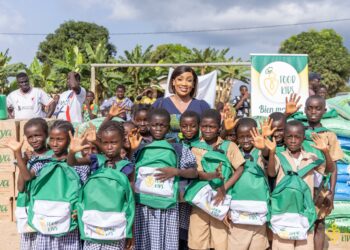 Journée mondiale de l’enfance: Food For Kids offre des vivres aux écoliers de Hermankono-Wagana