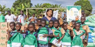 Journée mondiale de l’enfance: Food For Kids offre des vivres aux écoliers de Hermankono-Wagana