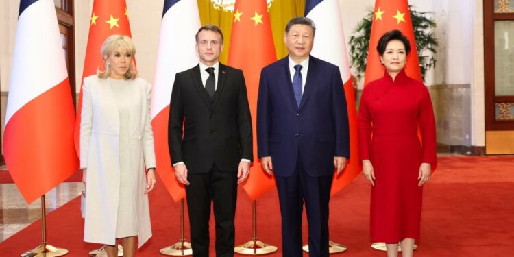 Coopération économique : Macron fait la cours aux investisseurs chinois