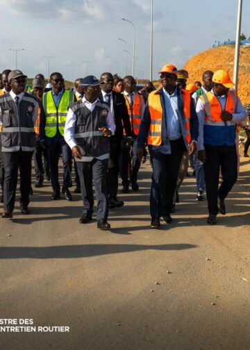 Autoroute périphérique d’Abidjan Y4 : Première visite terrain du Ministre, cap sur l’achèvement des travaux