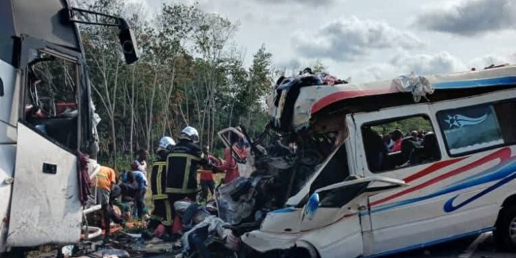 Drame sur l’axe Divo–Tiassalé : 5 morts et 21 blessés dans une collision à Okakro